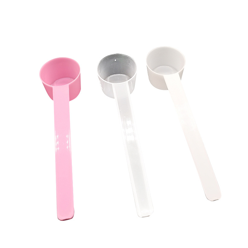 Separate packaging 5G measuring spoon 5g plastic spoon flat bottom powder liquid measuring spoon mask spoon with scale three colors