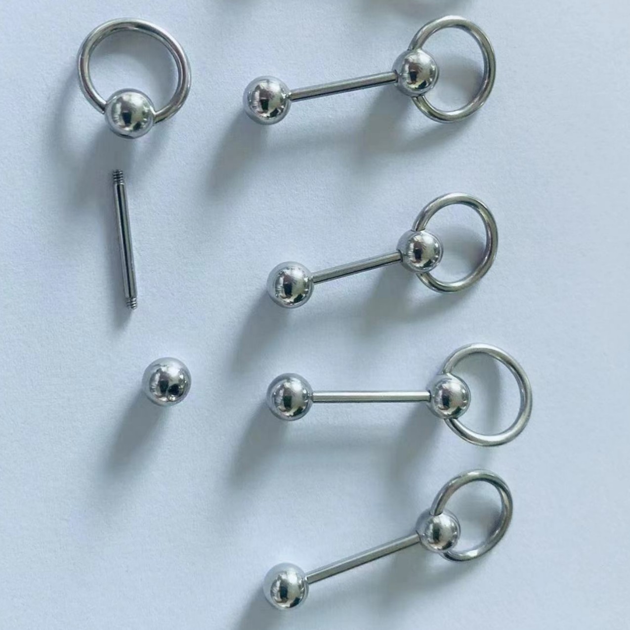 Factory direct selling hot stainless steel ball tongue nail Europe and the United States sweet cool hot girl tongue nail piercing jewelry wholesale