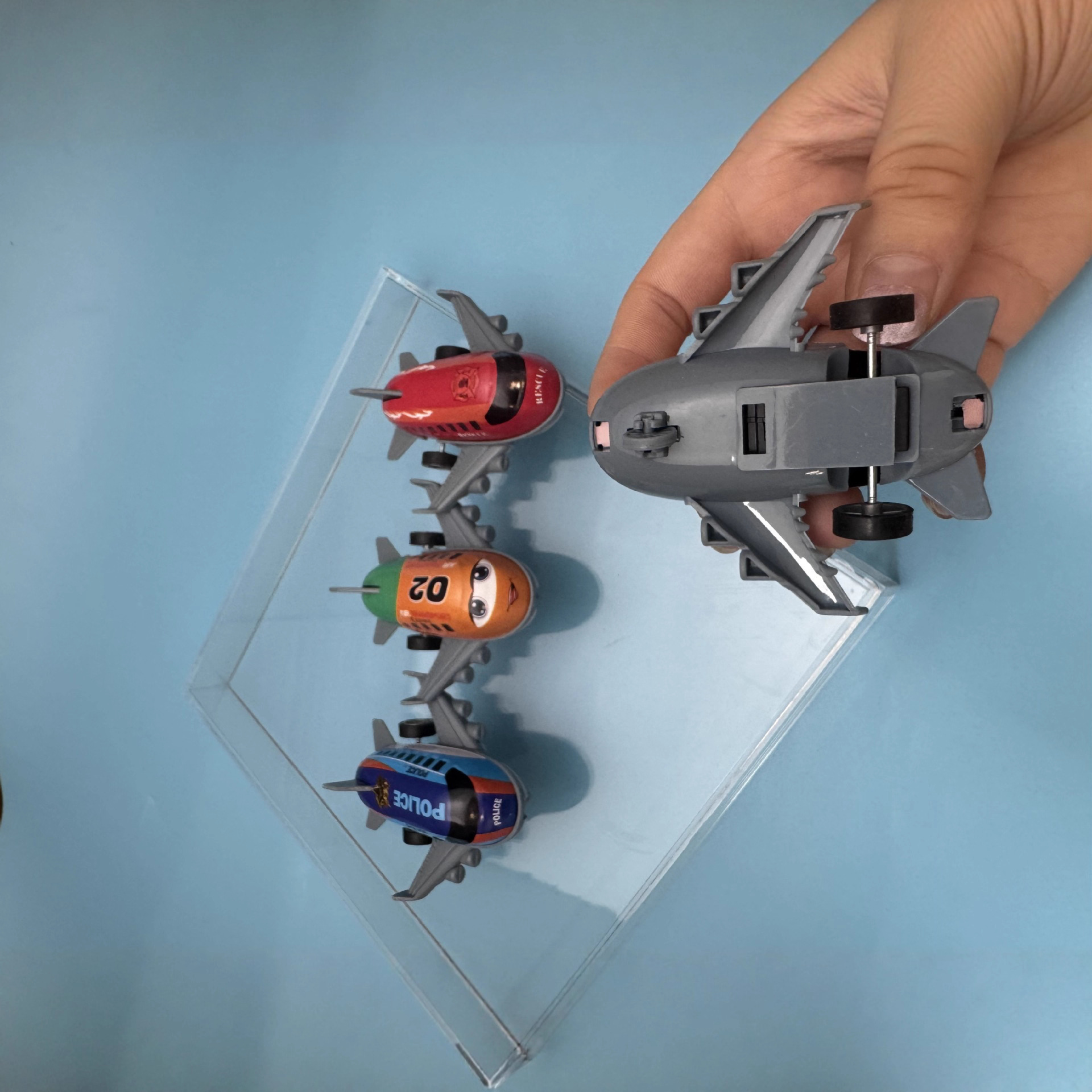 Spot Simulation Toy Model Pull-Back Airplane Mini Alloy Metal Tin Passenger Plane Kindergarten Primary School Student Gift