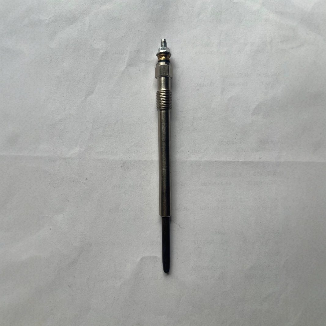 LR029960,LR0043770250202040 suitable for Land Rover Defender engine glow plug glow plug