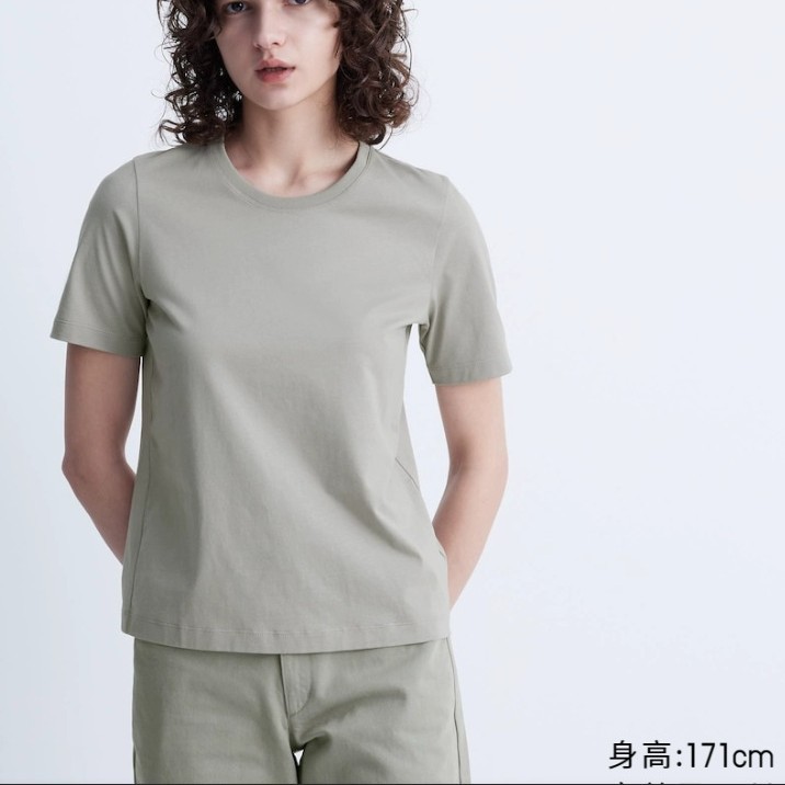 Customized T-Shirts for Men and Women, Couple Outfits, Custom-Made Family Outfits, Drawings and Samples, Contracting and Material Processing