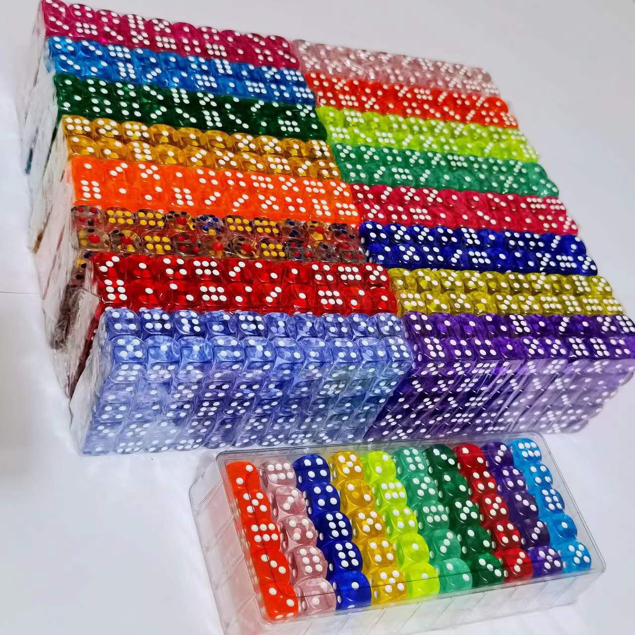 Spot 14mm transparent color Crystal acrylic dice new packing boxed dice color multi color optional