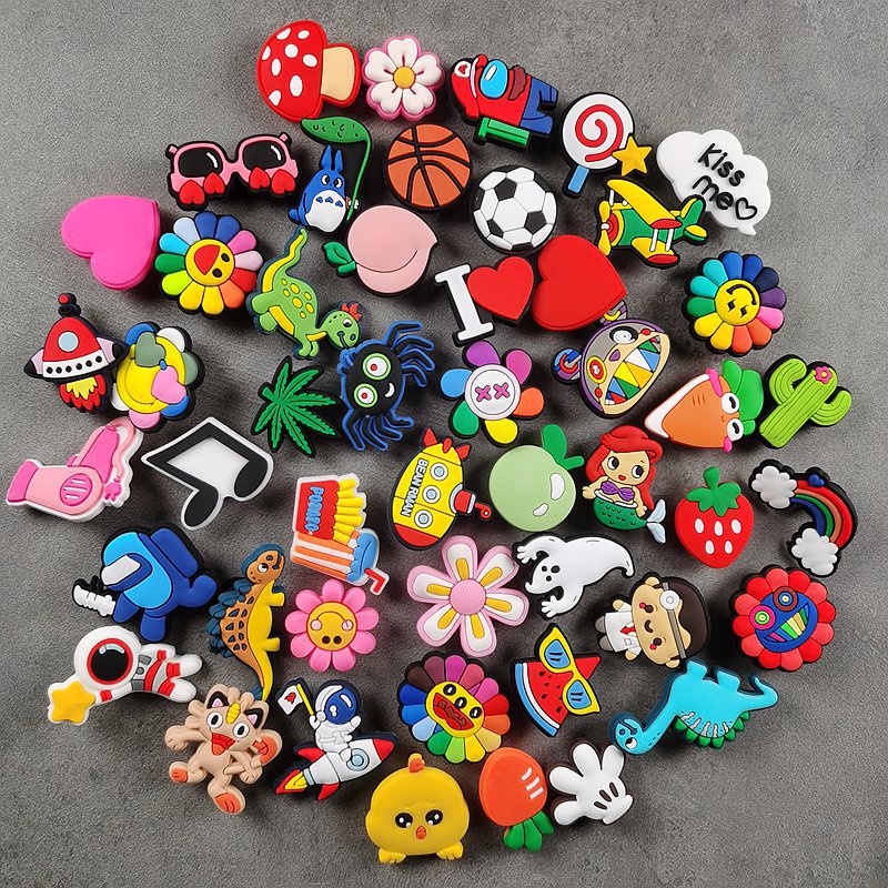 Разнообразные специальные предложения 2: украшения для обуви в виде мультяшных героев, креативные шнурки для мальчиков и девочек, DIY для обуви Crocs, детская обувь на лето