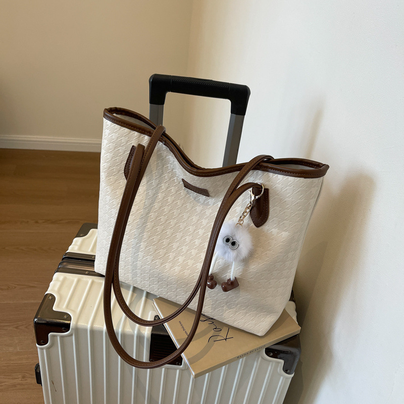 Large-Capacity Bag for Women 2024 New Casual Work Shoulder Bag High-End College Student Class Commuting Tote Bag
