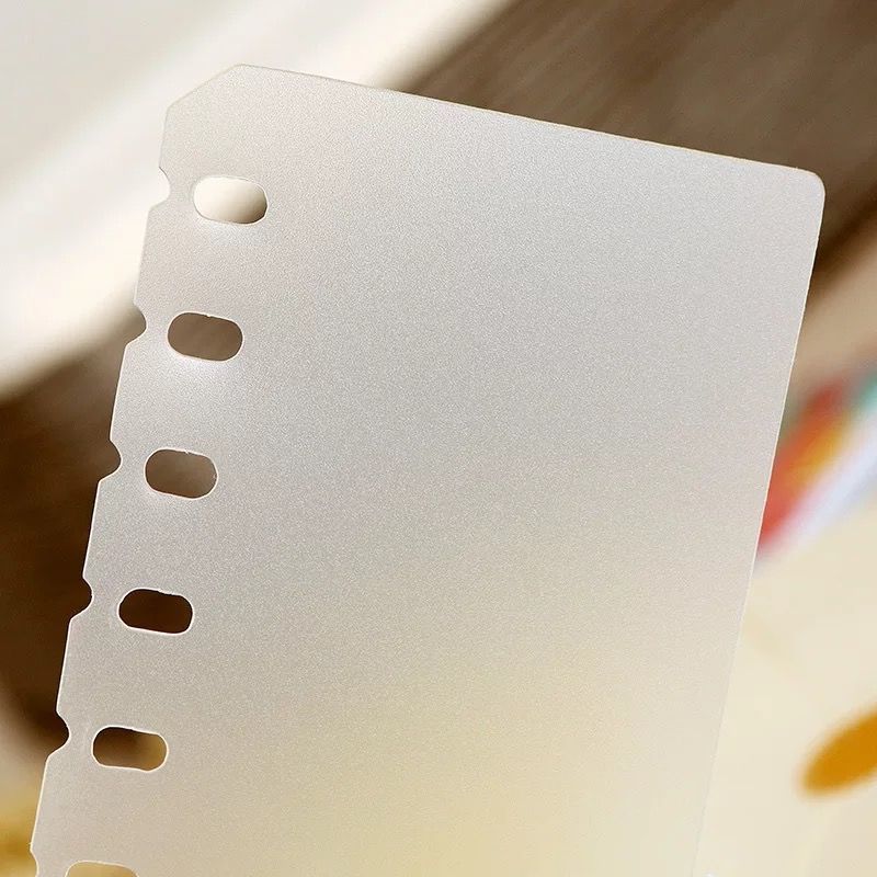 Translucent frosted pp baffle 6-hole loose-leaf inner page partition transparent A5A6 hand account core wholesale partition page