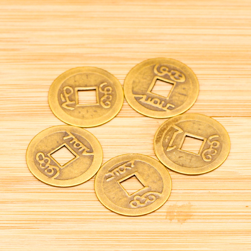Manufacturer Wholesale Five Emperors Coins Antique Copper Coins Metal Crafts Coins Brass Five Emperors Coins Copper Coins Antique Copper Coins