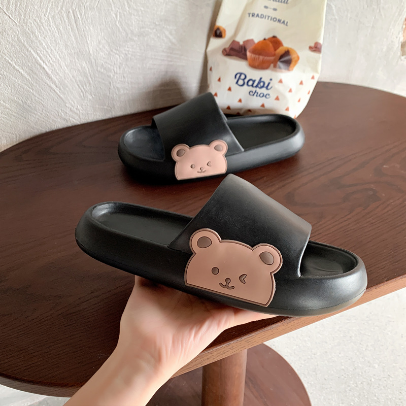 New 2025  Thick-Soled Slippers for Women Cartoon Bear Household Non-Slip Outer Wear Slippers for Women Summer Couples