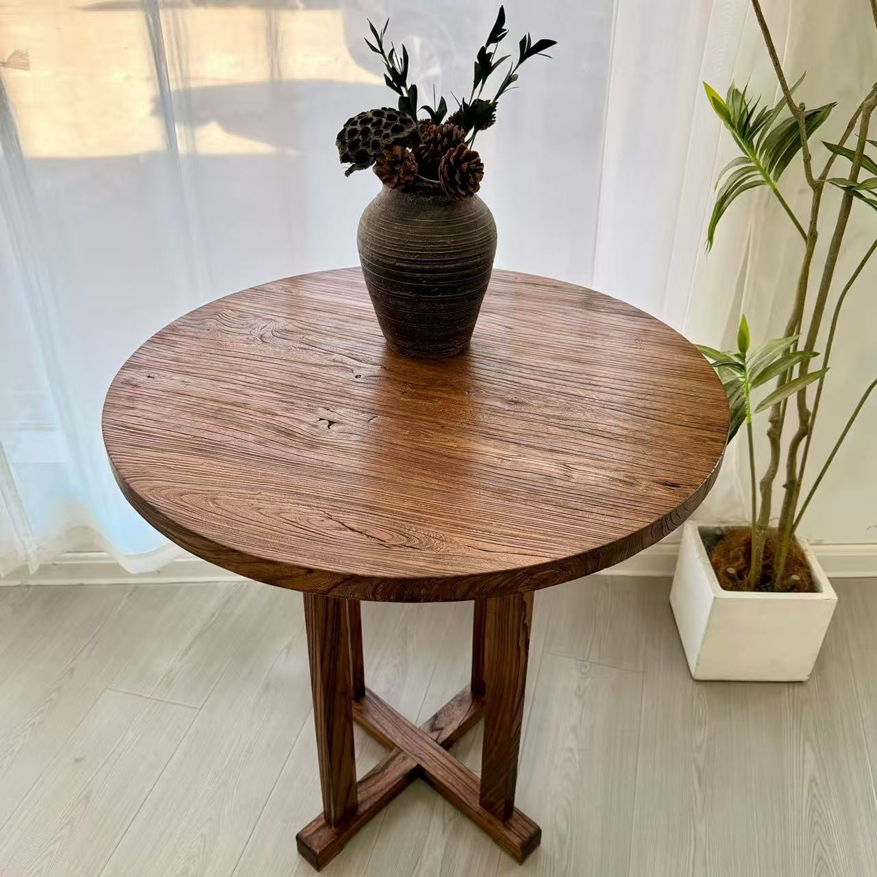 Wabi-Sabi Style Solid Wood Square Table Negotiation Table Medieval Folk Tavern Square Coffee Table Simple Retro Restaurant Round Dining Table