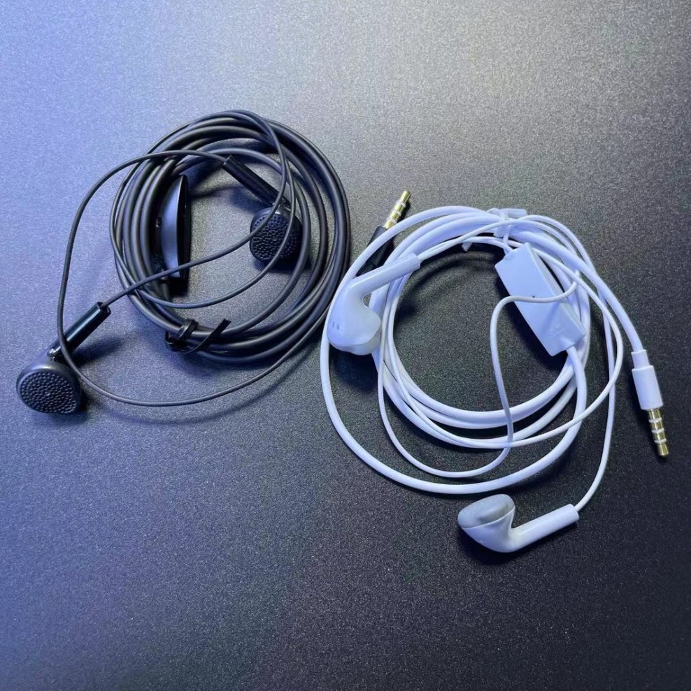 Suitable for Samsung AKG S8/S10/Note10 mobile phone wire-controlled tuning in-ear subwoofer headphones