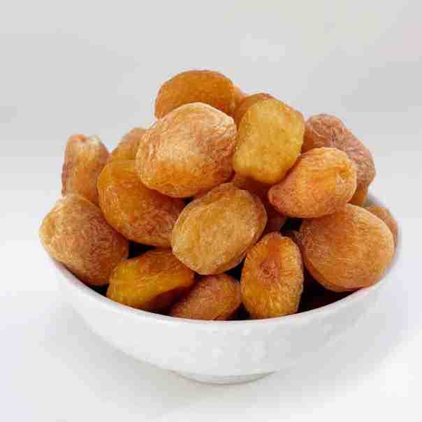 Small White Dried Apricot Xinjiang Special Natural Dried Fruit Kuche Small White Dried Apricot Bumper Tree Hanging Dried Apricot Farm Dried Apricot