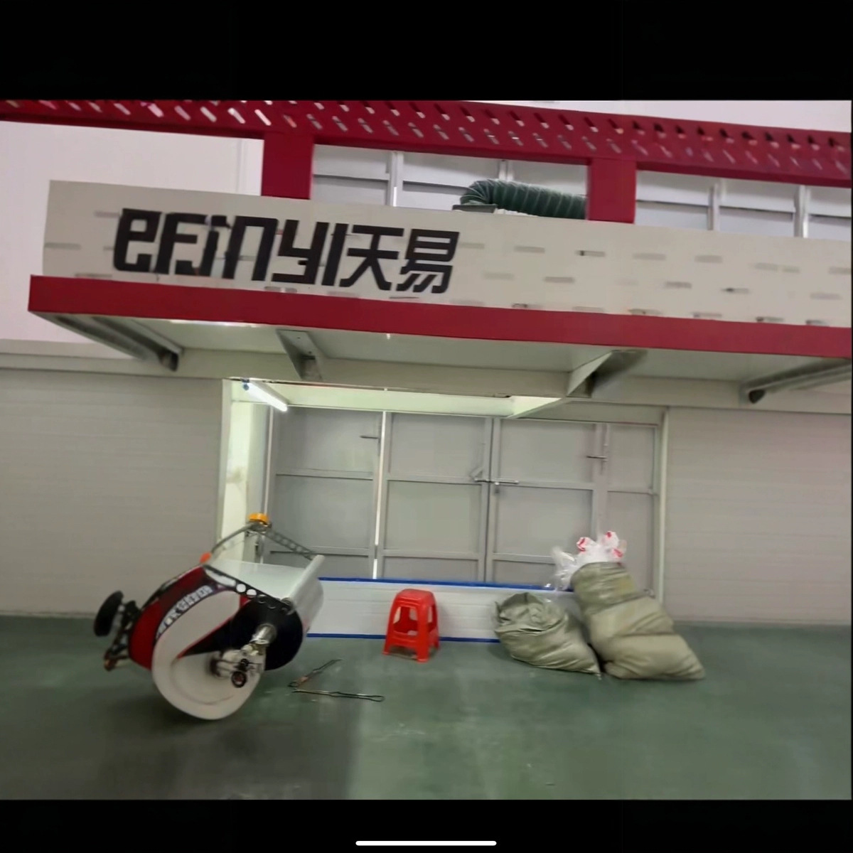 Продажа б/у оборудования для мягкой упаковки Tianyi 1000 тип сухой ламинирующий станок