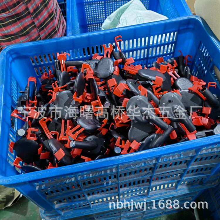 New charging intelligent left and right swing swing mobile phone step counting Ping An WeChat motion brush step automatic swing step count