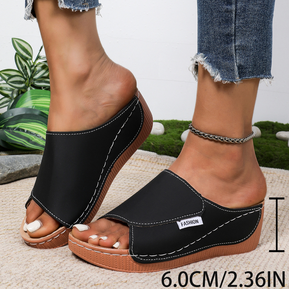 Foreign trade plus size platform slippers women 2025 new summer simple fashion fish mouth wedge slippers women's shoes in stock