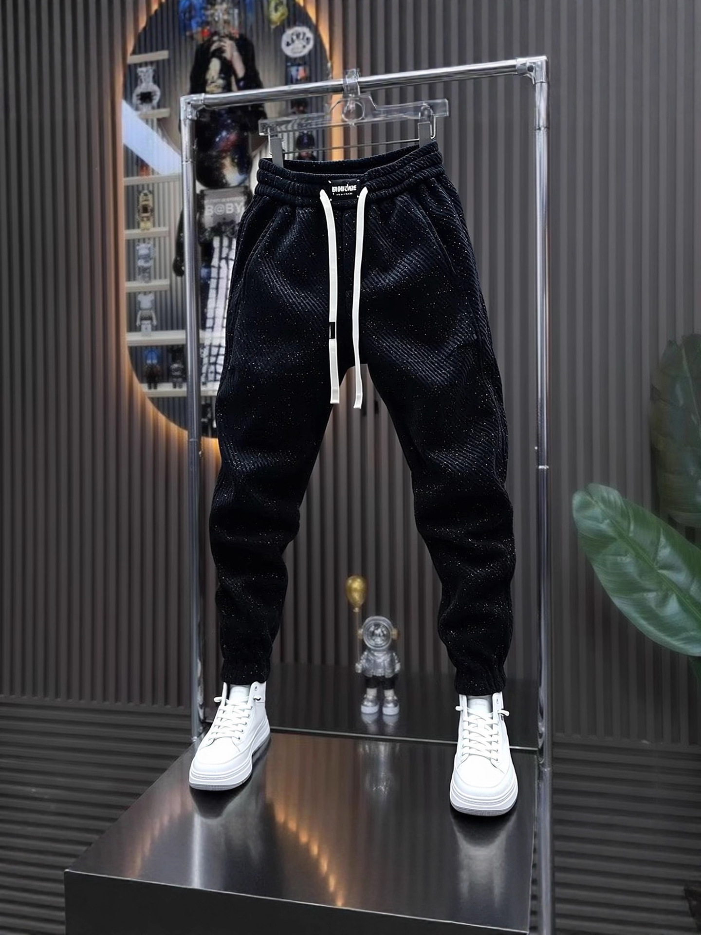 Trendy Casual Sweatpants for Men 2025 New Spring, Autumn, and Winter Fleece-Lined Loose Jogger Sports Pants for Men