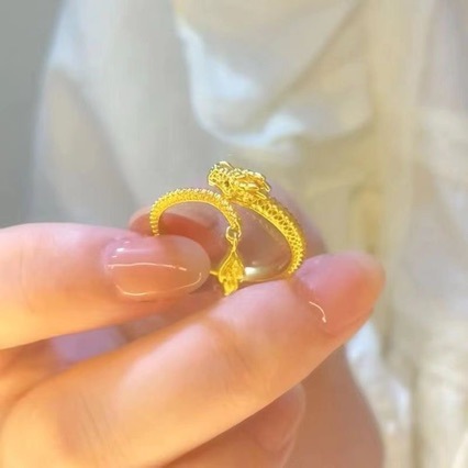 High imitation gold-plated Little Red Book with Dragon Tail Ring Design Niche Light Luxury Open Ring for Girlfriend