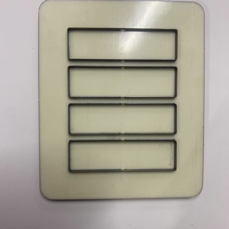 Guangzhou Film Blister Color Box Carton Self-Adhesive Facial Mask Die-Cutting and Forming Knife Mold Production with Drawings and Samples at Excellent Prices