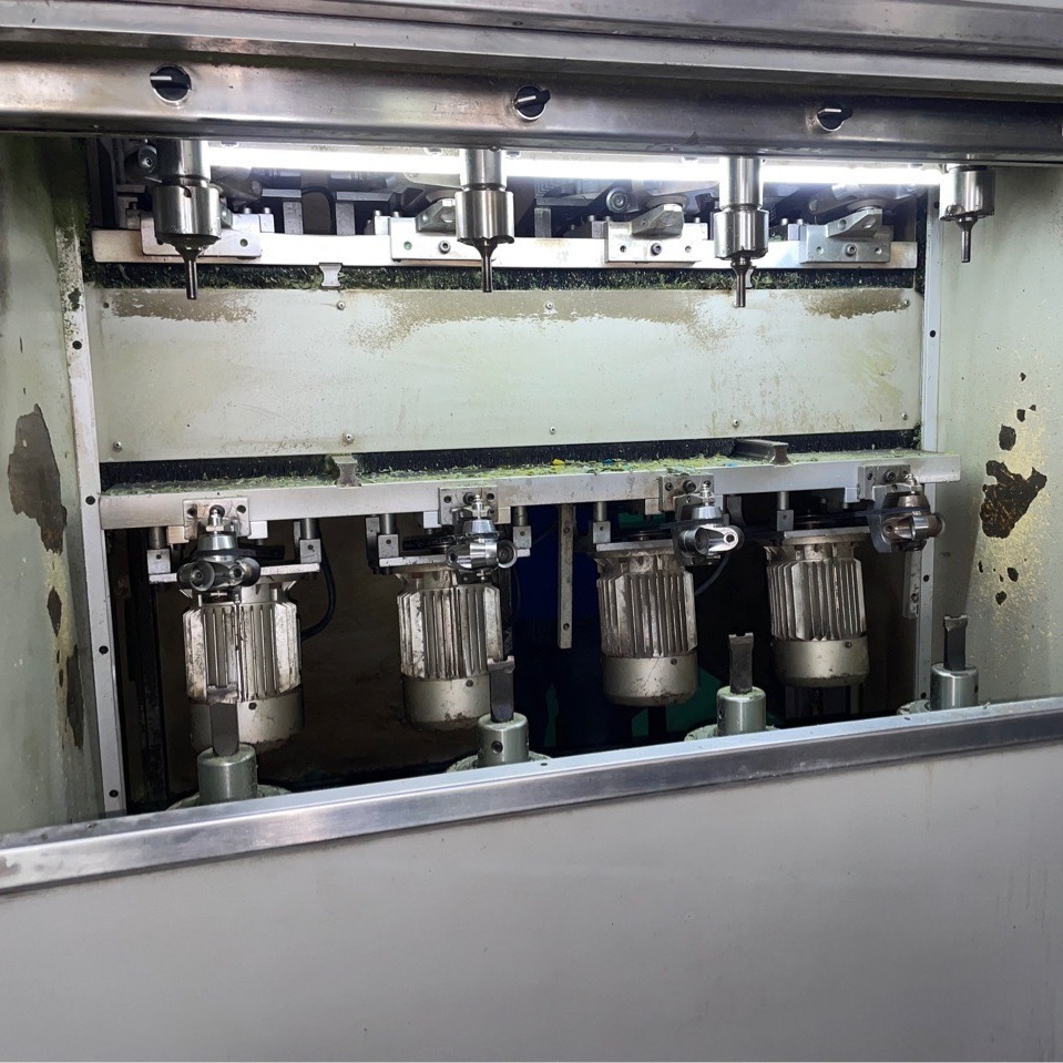 Baiyida shoe carving machine Jiujiang Yingsheng oujing carving machine Nanhai Machine second-hand Jiujiang machine CNC shoe last carving machine