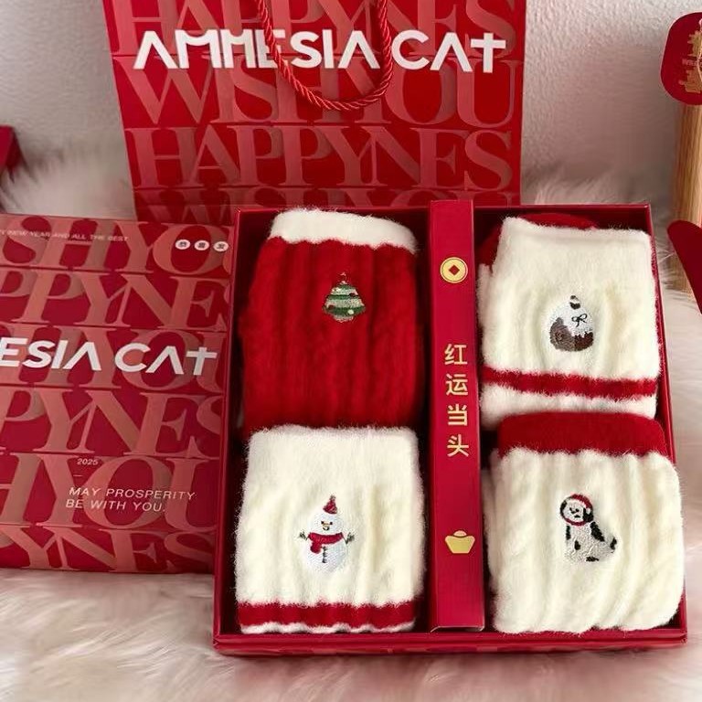 Christmas Socks for Women in Autumn and Winter Thickeneded and Warm Plush Cotton Socks for the Year of the Horse New Year Gifts Winter Sleep Socks