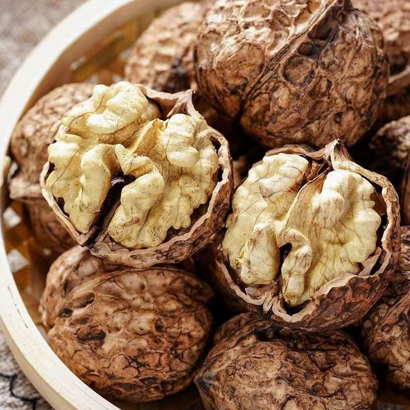 Yunnan Thin-Skinned Walnuts, Ugly Walnuts, New Crop, Paper-Skinned Thin-Shelled Walnuts, Street Stall Dried Walnuts, Wholesale Walnuts