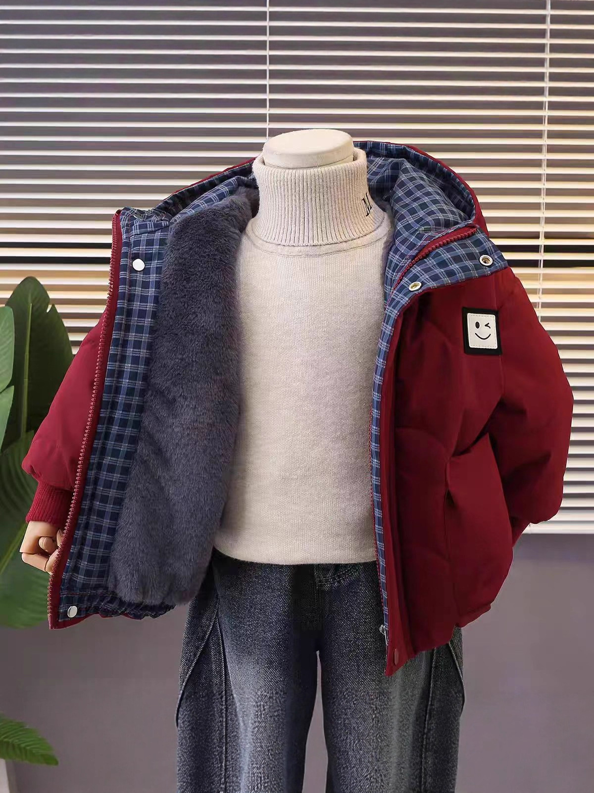 Boys' Fleece Cotton Jacket Winter 2025 New Kidsren's Baby Christmas Red Thickeneded Cotton Jacket Winter Clothes