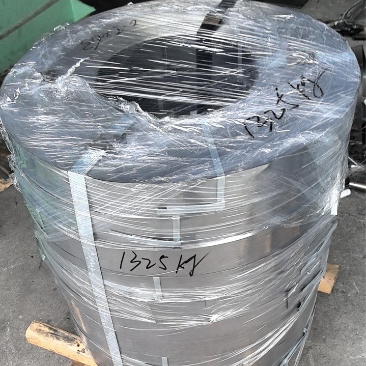 Cold Plate Steel Sheet Tin 0.5 Spot Wholesale Manufacturers Processing Slitting Flat Deep Press Punching Processing Bending