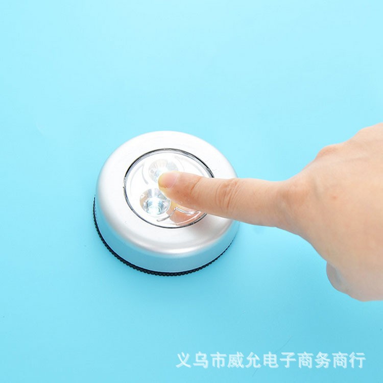 Car reading light trunk touch Pat Light 3LED night light creative bedroom bedside cabinet wardrobe spotlight