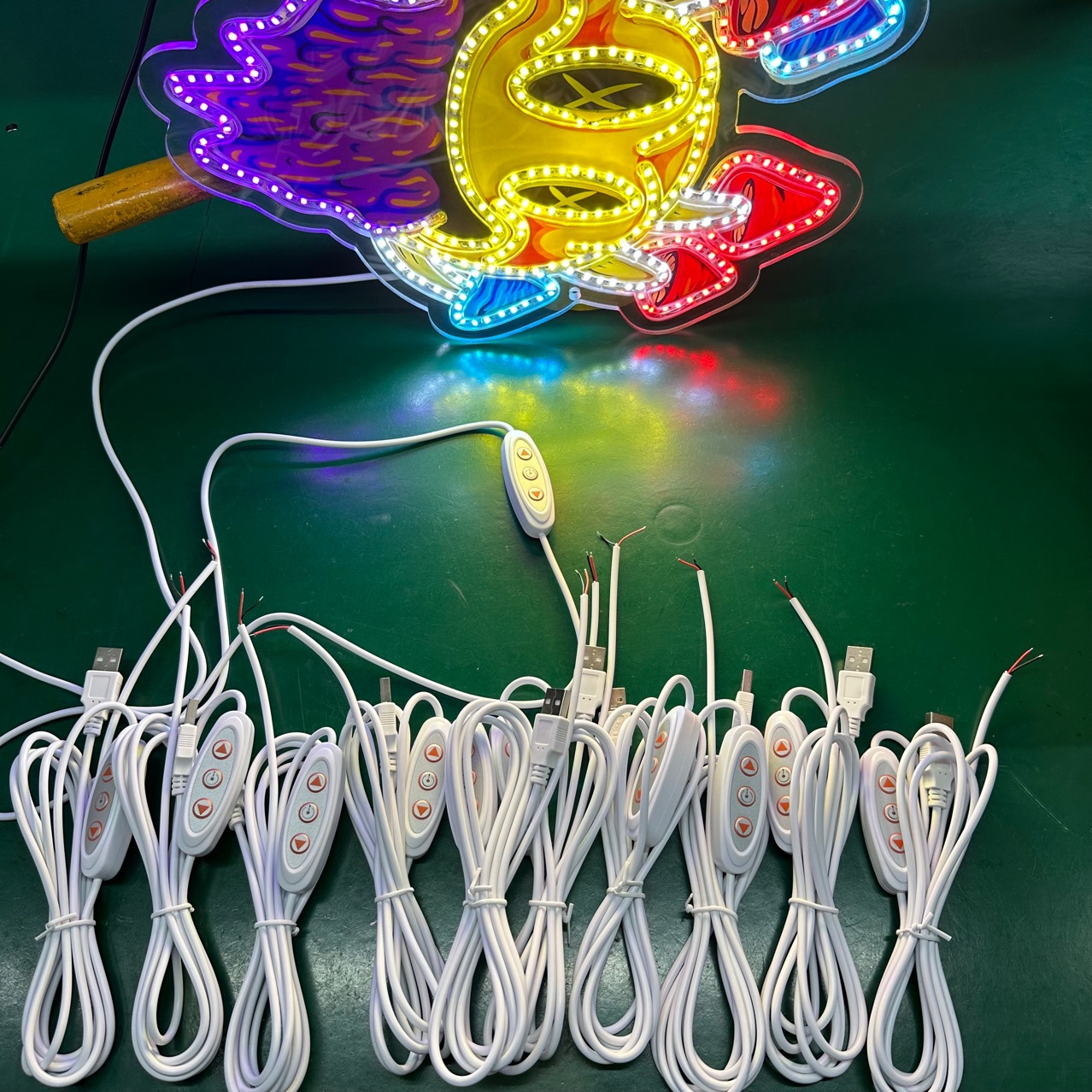 Three-button controller 5V12V10 block stepless dimming switch line neon light switch monochrome LED lamp 2 M 3A