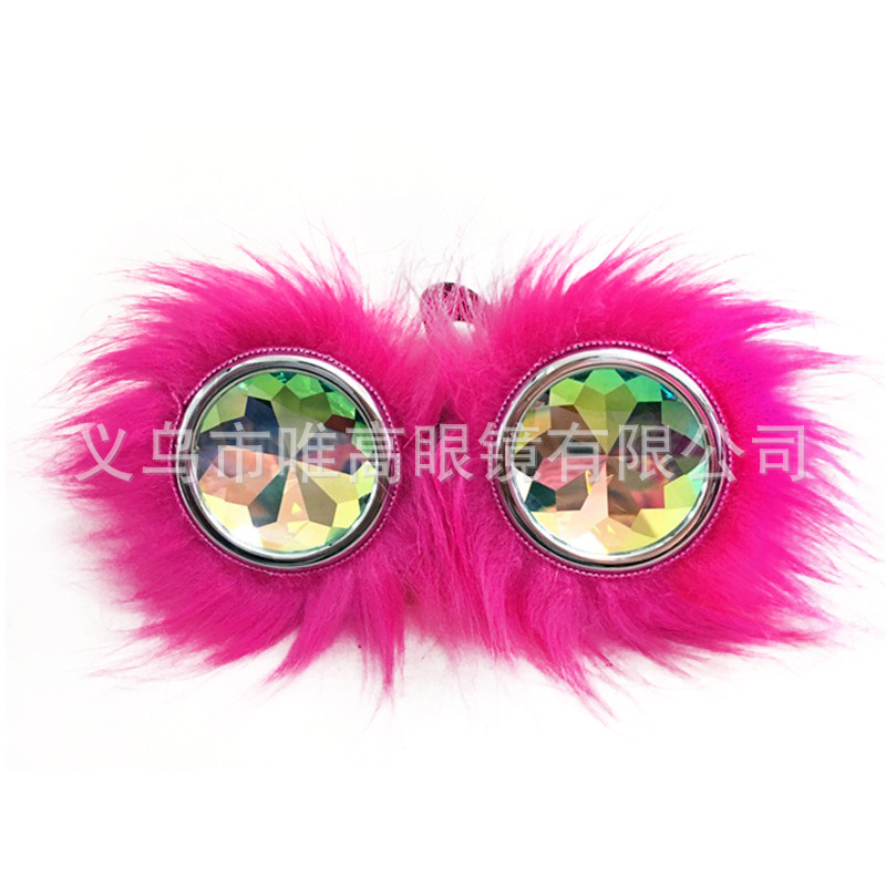 Fashion Street shooting feather kaleidoscope goggles music festival model night show T stage show clothing matching