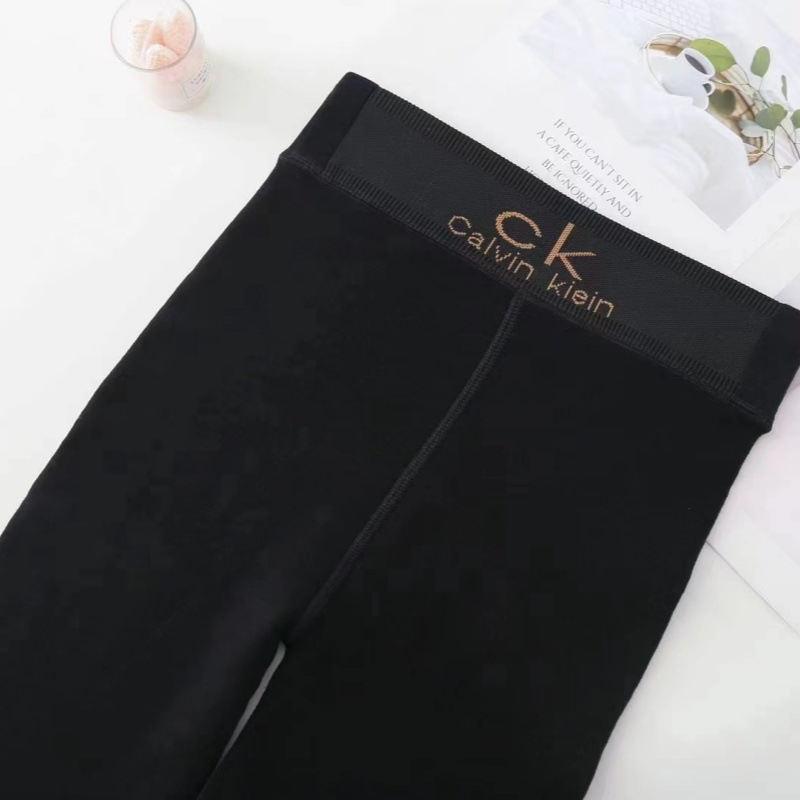 Women's Winter fleece-lined Thickened Small Black Pants Combed Cotton One-Line Crotch Bottoming Warm Outer Wearing Cropped Pants