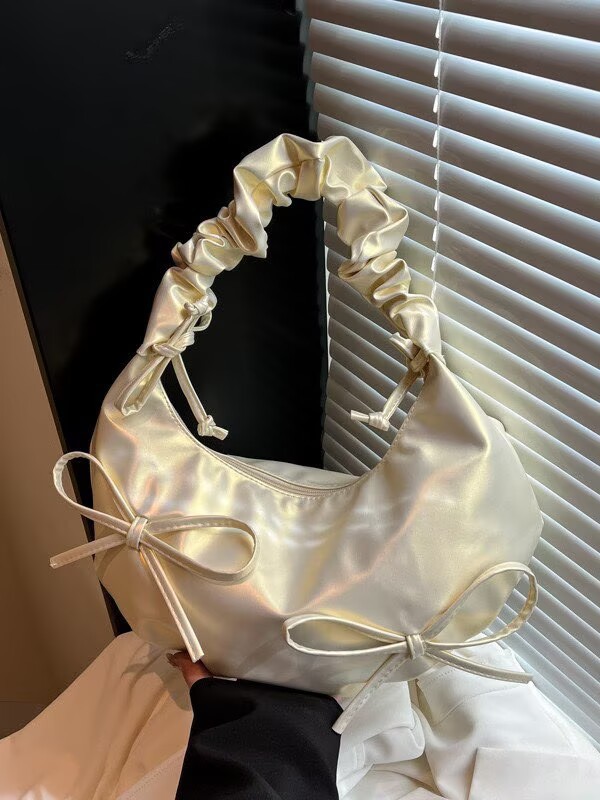 Cloud Bag for Women, Niche Design, Pleated Shoulder Strap, Bowknot Single Shoulder Bag, 2025 New Model, High-End Texture, Underarm Bag for Women