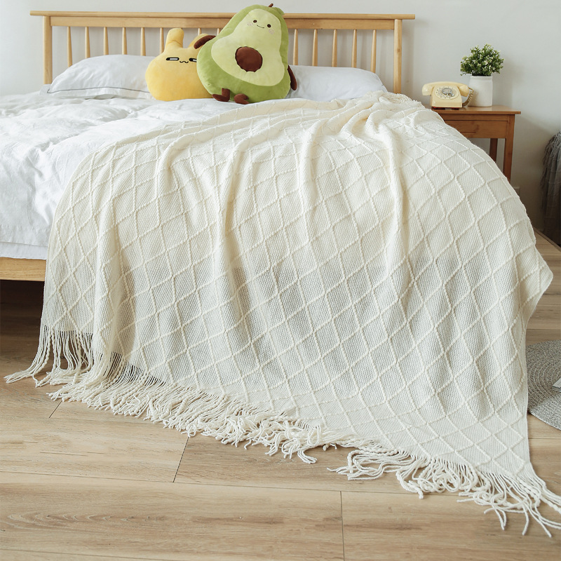 Factory Wholesale Modern Simple Diamond Pattern Solid Color Knitted Blanket Customization B&B Car Nap Blanket Customization