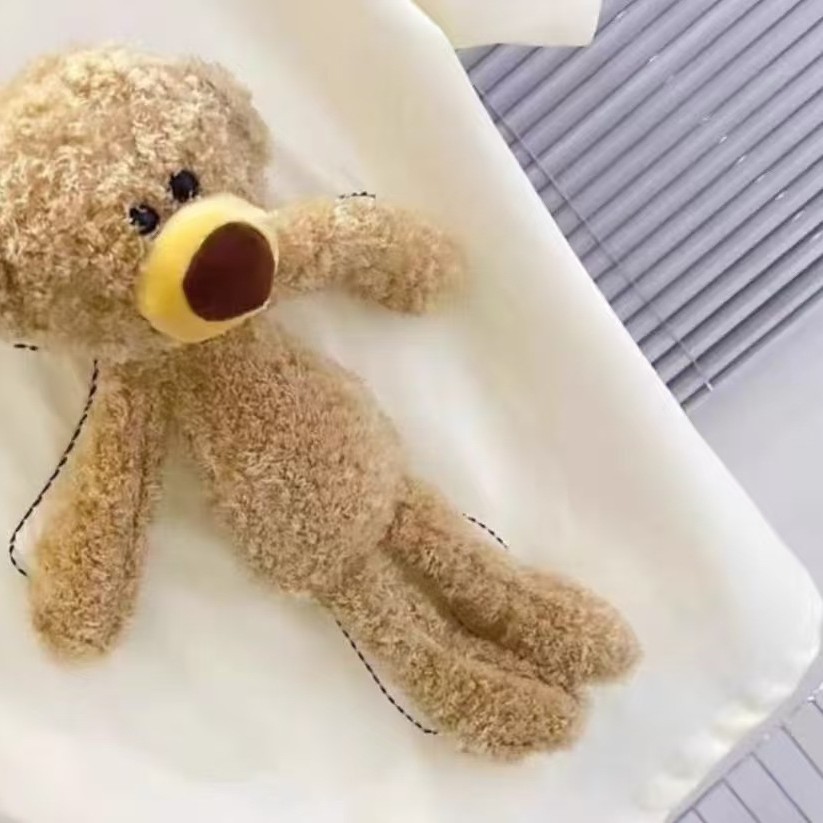 Latest cartoon ins sweater cute plush three-dimensional doll bear brooch cartoon pendant pin knitted 13D