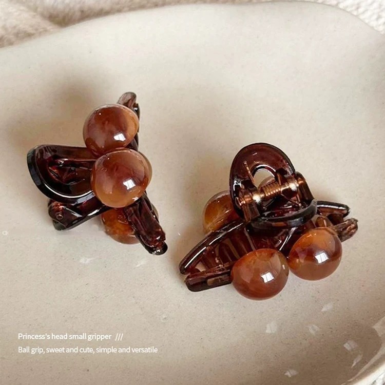 Princess Head Amber Small Claw Clip for Women 2025 New High-End Style Claw Card Bangs Hairpin Shark Clip Hair Clip