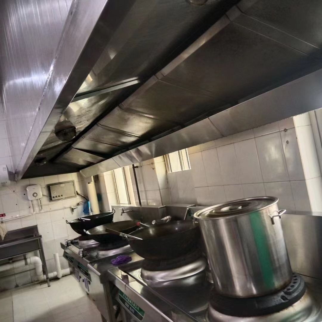 Kitchen cleaner heavy oil cleaning agent factory direct large range hood domestic concentrated range hood net