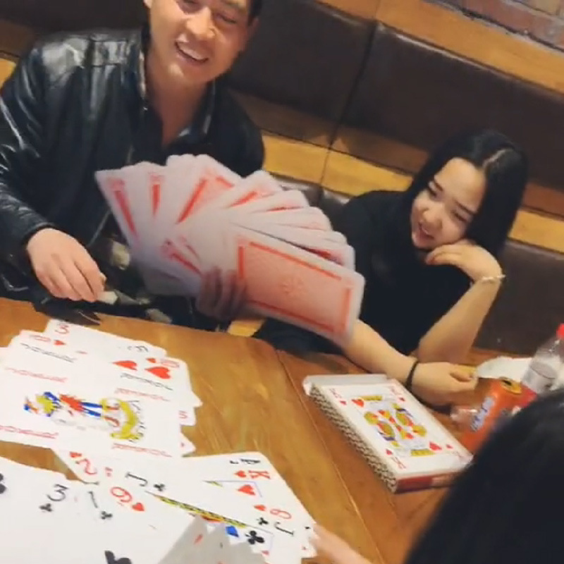 Wedding supplies full set of game props beyond recognition frame electric hip talent finger pressure plate money gun draw bucket dice