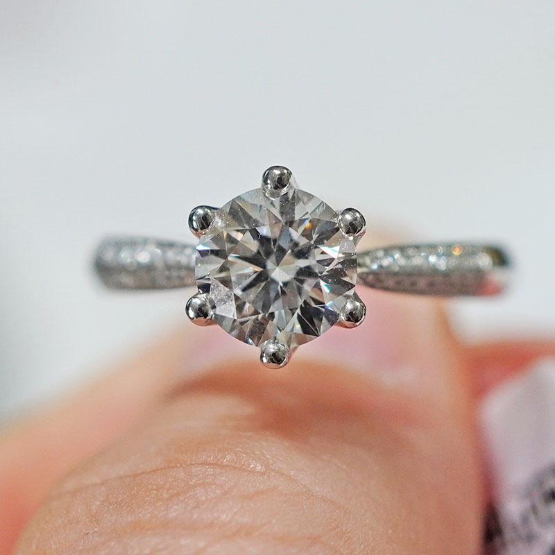 Кольцо из платины Pt950 с выращенным бриллиантом для женщин, как звезды, для свадьбы и предложения