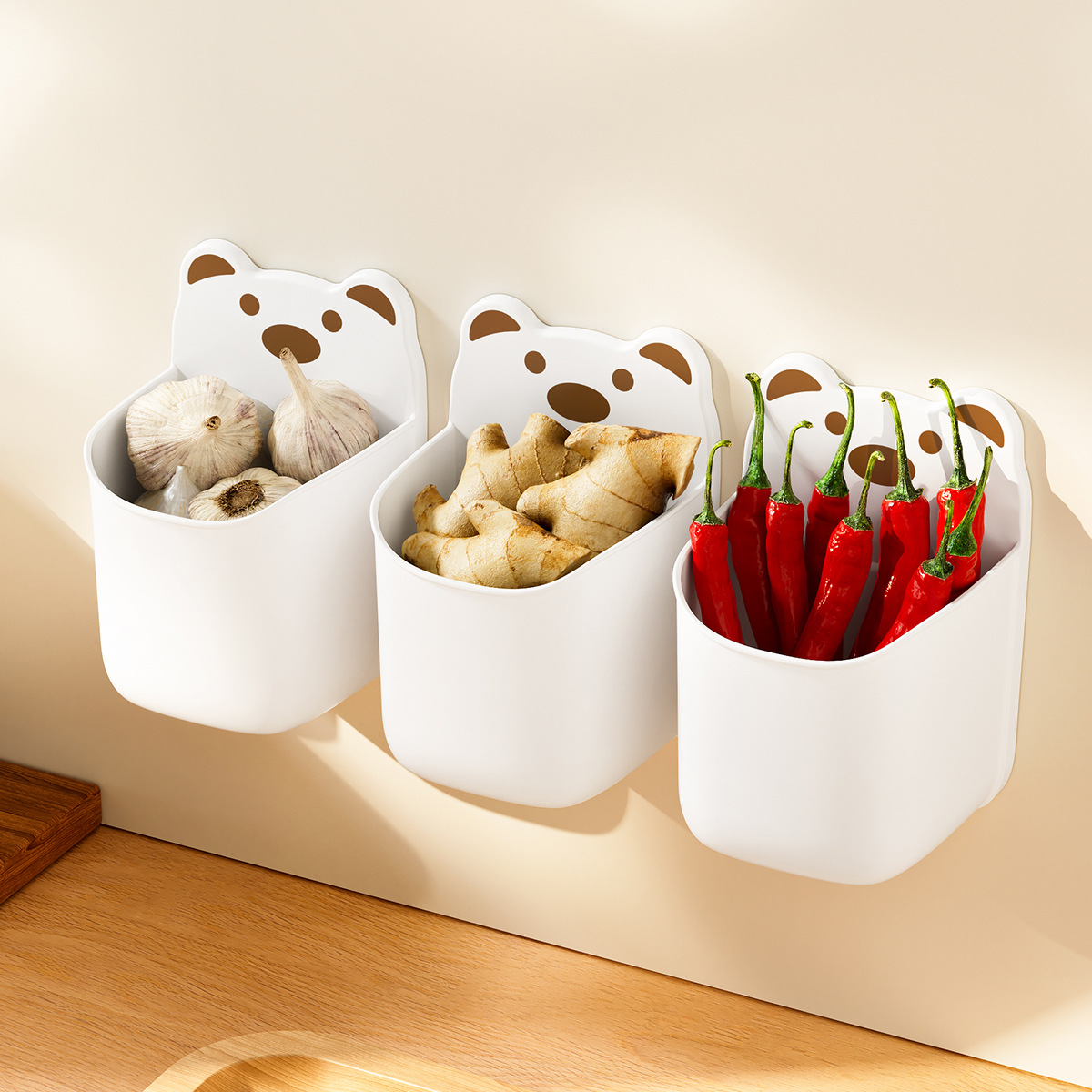 Wall-mounted cartoon bear cute storage box kitchen scallion, ginger and garlic hole-free storage wall storage refrigerator side hanging blue
