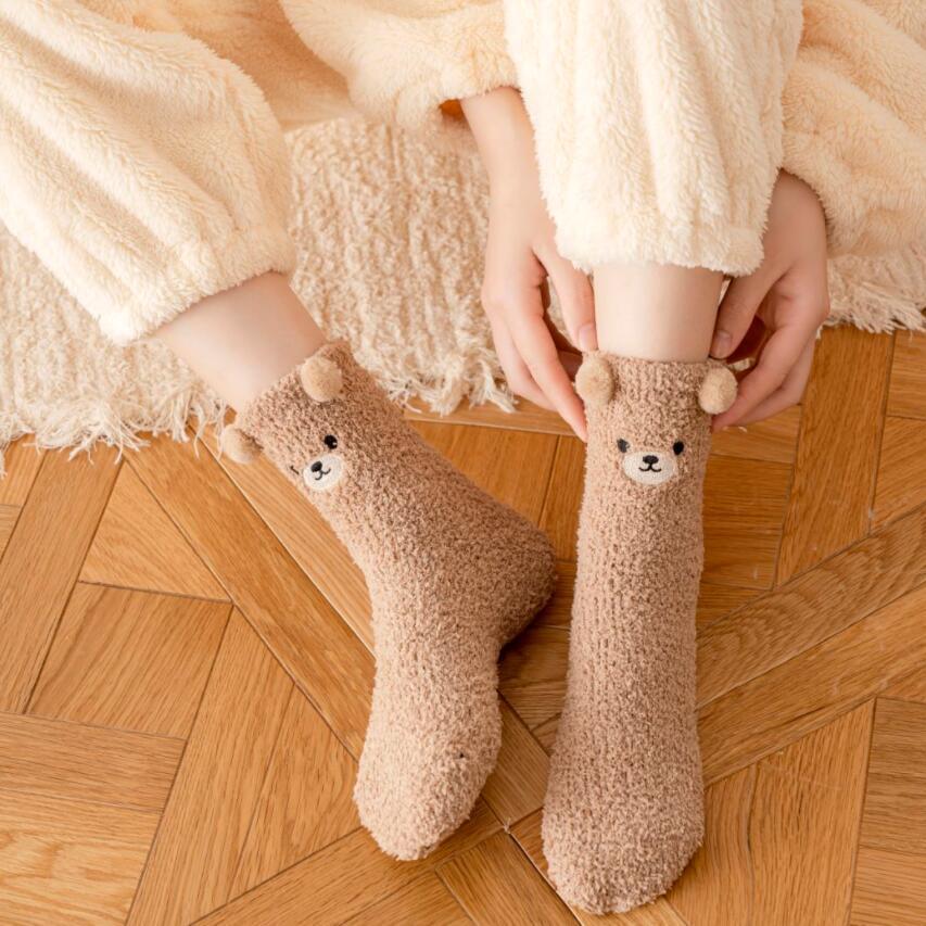Japanese Style Coral Velvet Floor Socks Autumn and Winter Thickeneded Bear Stereo Cartoon Mid-Calf Socks Non-Shedding Confinement Sleep Socks