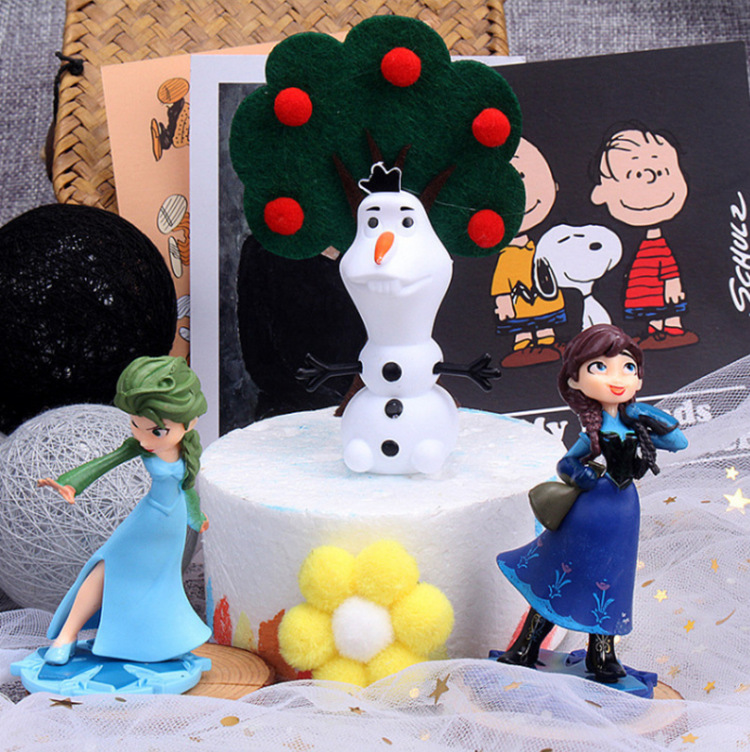 Cake Decoration Ornaments Snow Treasure Doll Plastic Snowman Scene Decoration Dress Ice and Snow Doll Baking Decoration
