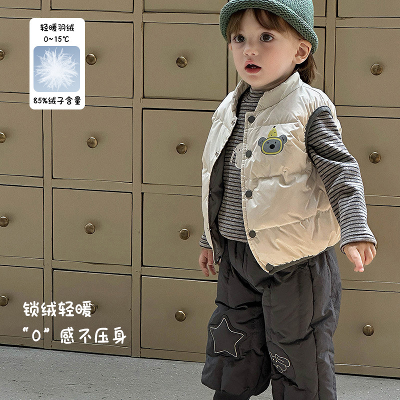 Пуховик без рукавов для мальчиков с мультяшным принтом, зимний легкий теплый жилет для младенцев, 90% белого утиного пуха, класс а