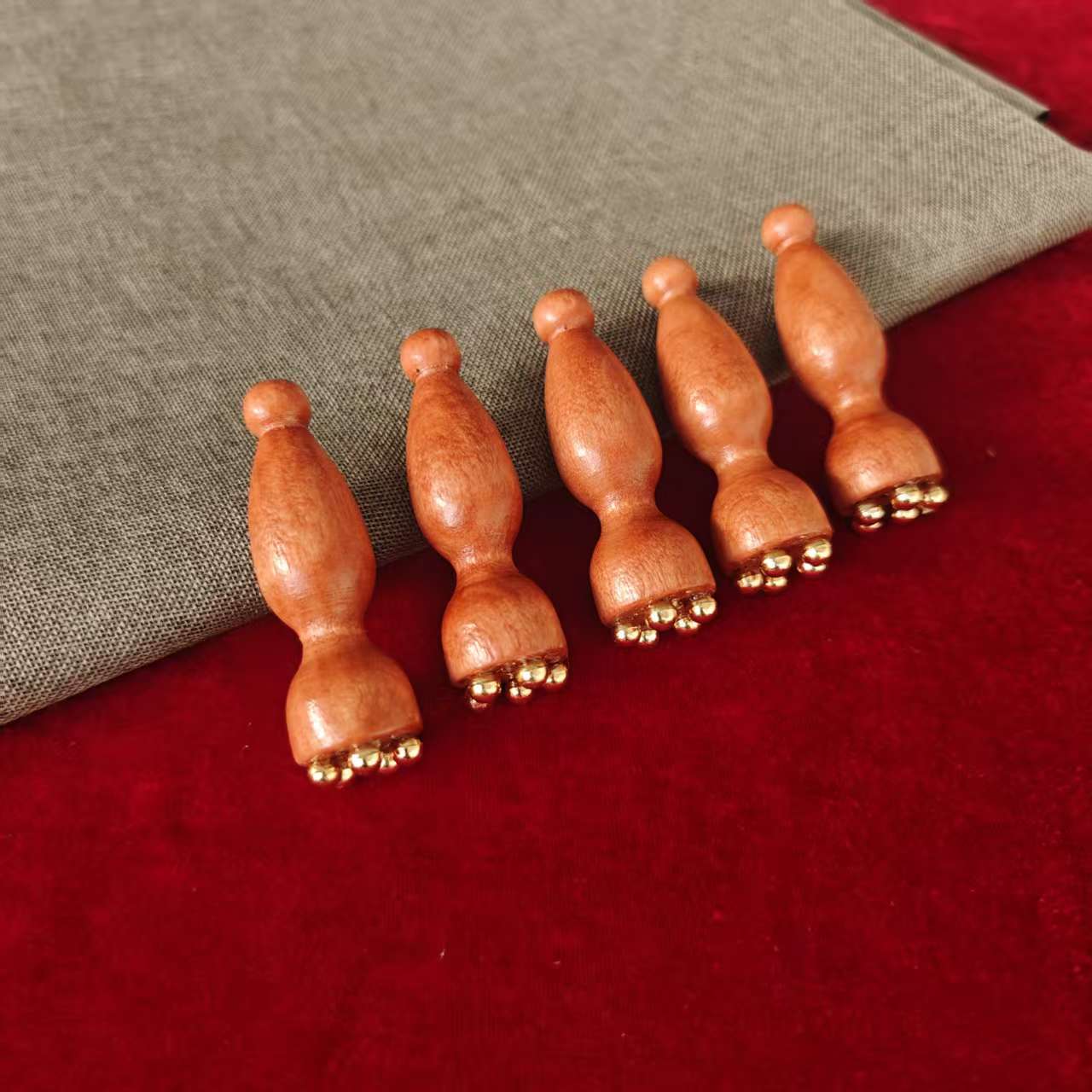 Facial Massager, Small Lotus Pod, Facial Beauty, Pure Brass, Eye Scraping Stick, Acupuncture Point Skin Care Tool, Rosewood