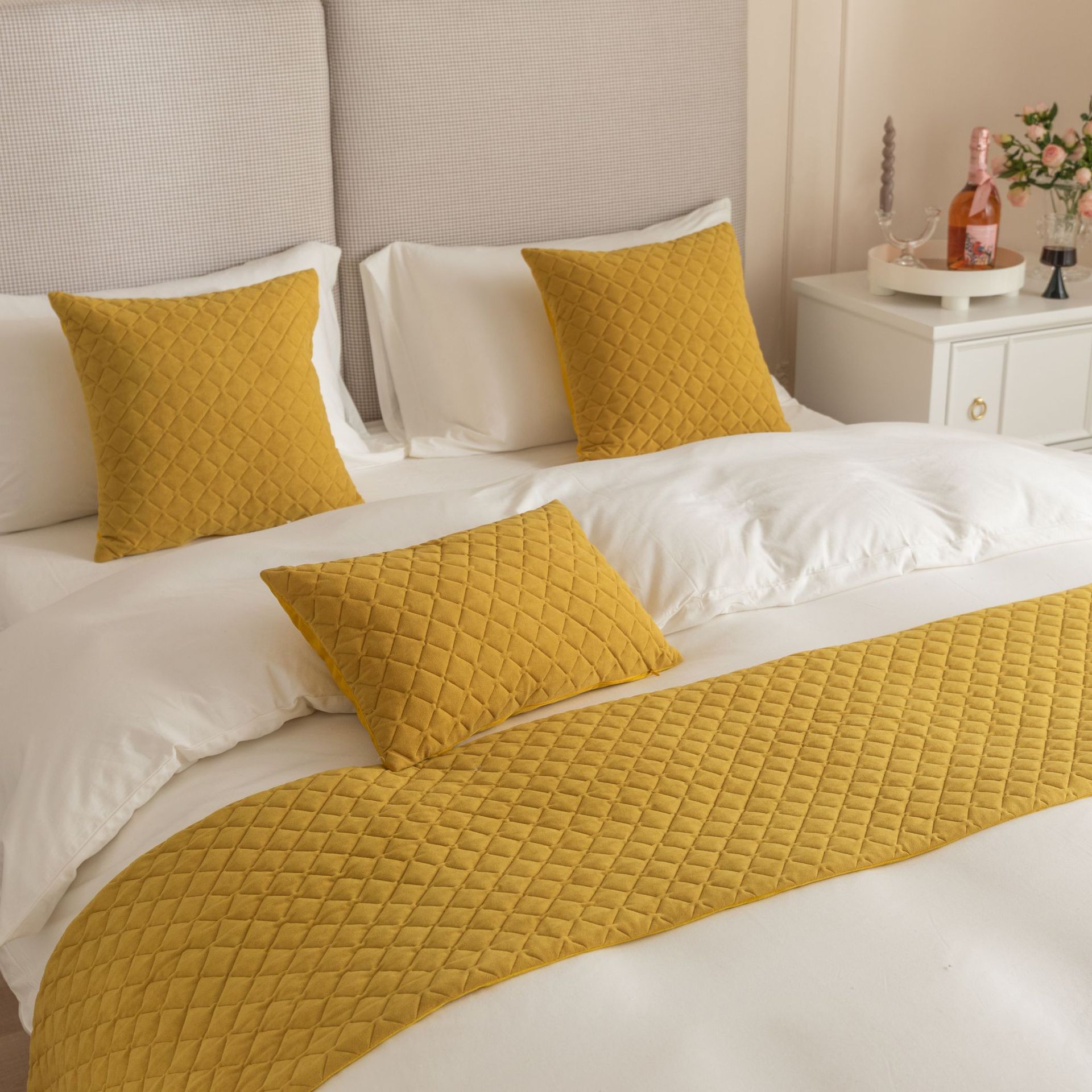 European and American style simple Dutch velvet rhombus pattern hotel homestay hotel bed towel bed flag