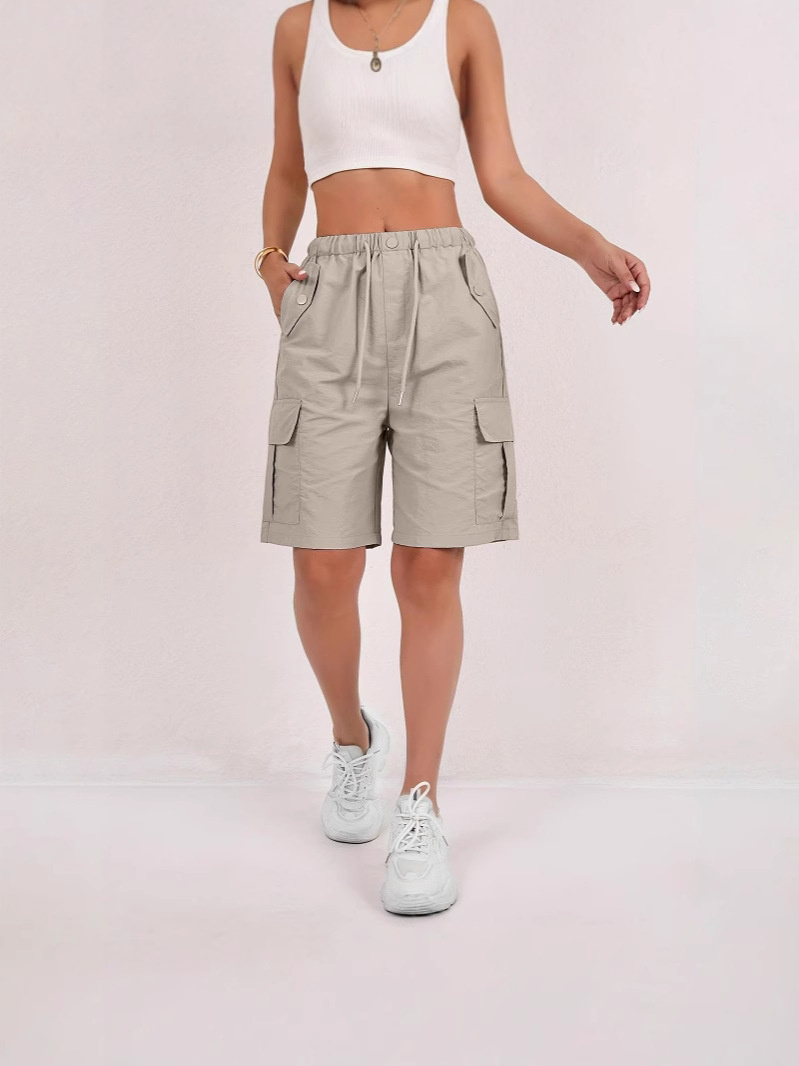American-Style Plus-Size Women's Cargo Shorts for Summer with Elastic Waistband, Pockets, Wide-Leg, Casual Knee-Length Shorts, European and American Cross-Border