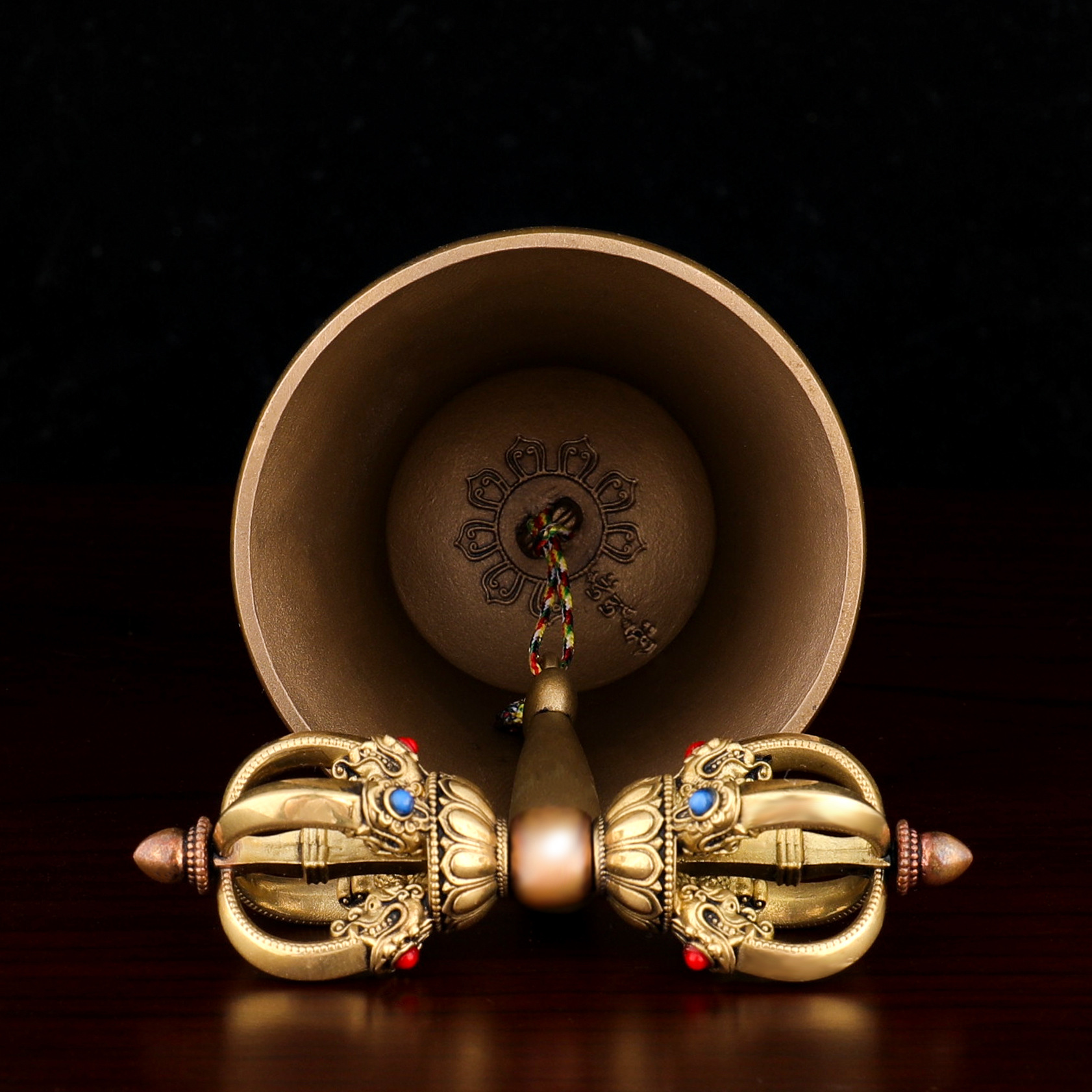 The Card Is a Xizang Vajra Bell and Pestle Five-Strand Vajra Pestle That Touch the Bell, Brass, Copper, Multi-Material Bell, the Sound Is Bright