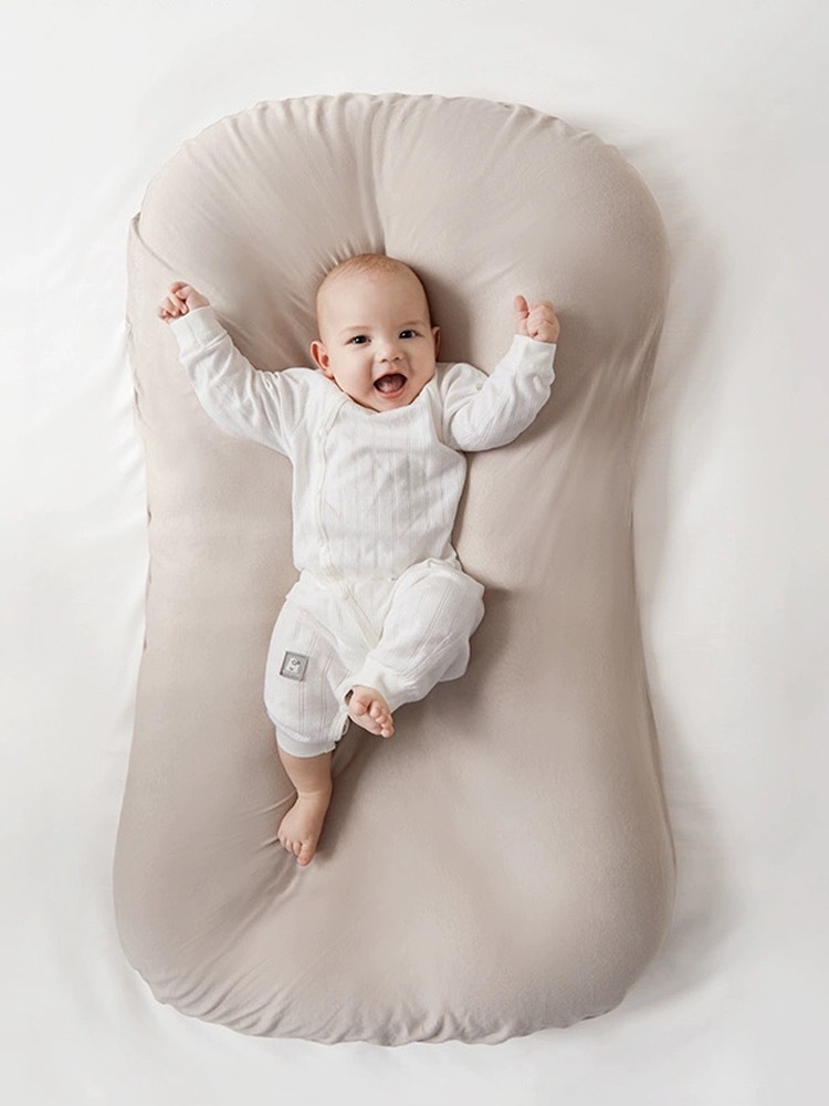 Comfortable Bed-In-Bed for Newborn Babies to Soothe and Relieve Startling and Sleep Artifact, Portable and Removable Baby Bionic Bed