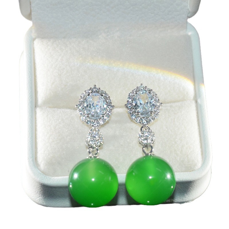 high quality round natural green chalcedony earrings Joker classic green chalcedony earrings factory wholesale fashion new