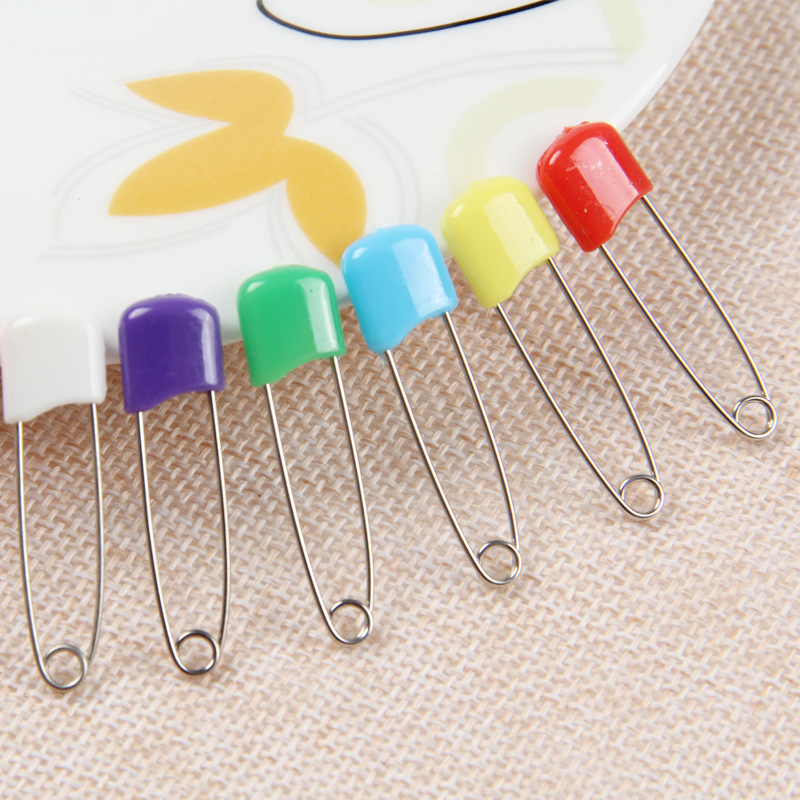 Baby Safety pin large small size anti-rebound insurance pin buckle quilt curtain sleeve saliva towel fixed needle