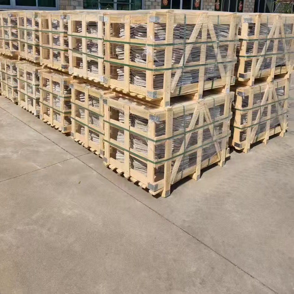 Cultural Stone Rust Plate with Ice Crack Pattern, Natural Crushed Stone for Landscaping, Gardens, Courtyards, and Paving