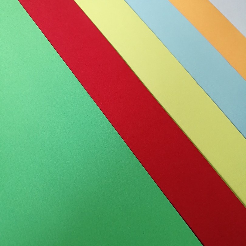 80g Colorfuled Double Offset Paper, Colorfuled Offset Paper, Convenient Stickers, Colorfuled Offset Paper, Lining for Cosmetics and Other Packaging Materials