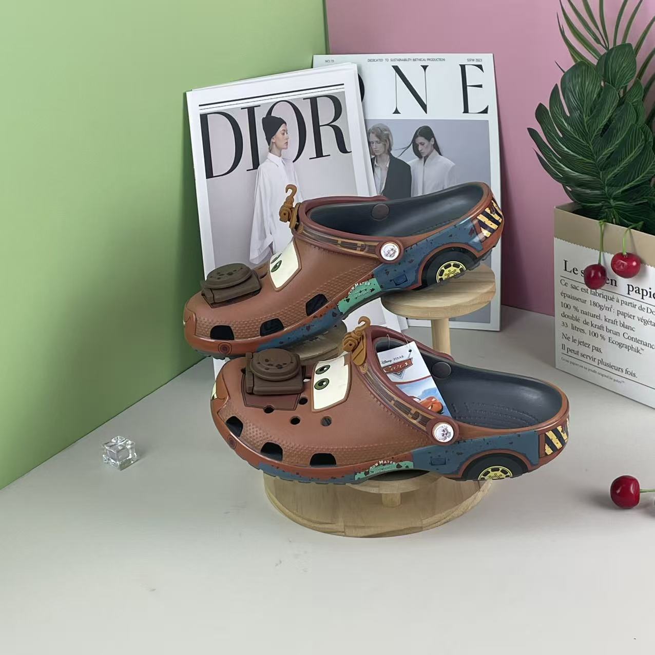 Croc Shoes, Sports Couple Sandals, 2025 New Outdoor Versatile Beach Sandals